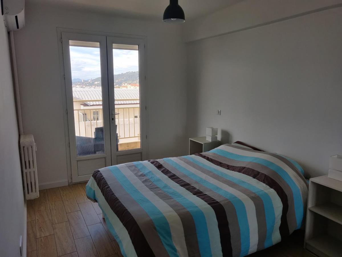3 Pieces Pres Des Plages De Juan Avec Parking Exterior foto